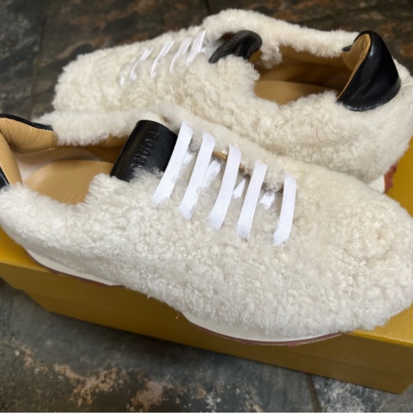 Rhude Sherpa Runners Cream Men’s Sneakers Size 8 - Picture 2 of 3
